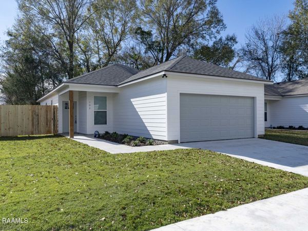 102 Jantz Drive, Lafayette, LA 70506