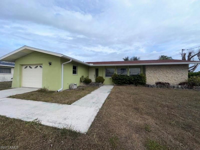 1727 Cornwallis Pkwy, Cape Coral, FL 33904 Photo
