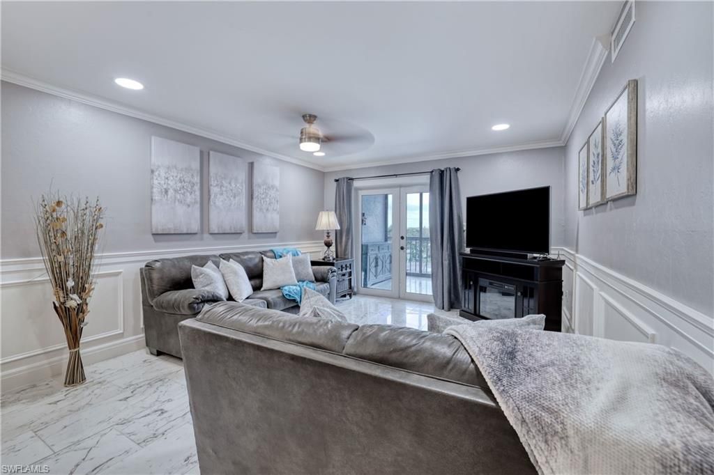 2121 Collier Ave, Unit 412, Fort Myers, FL 33901 Photo