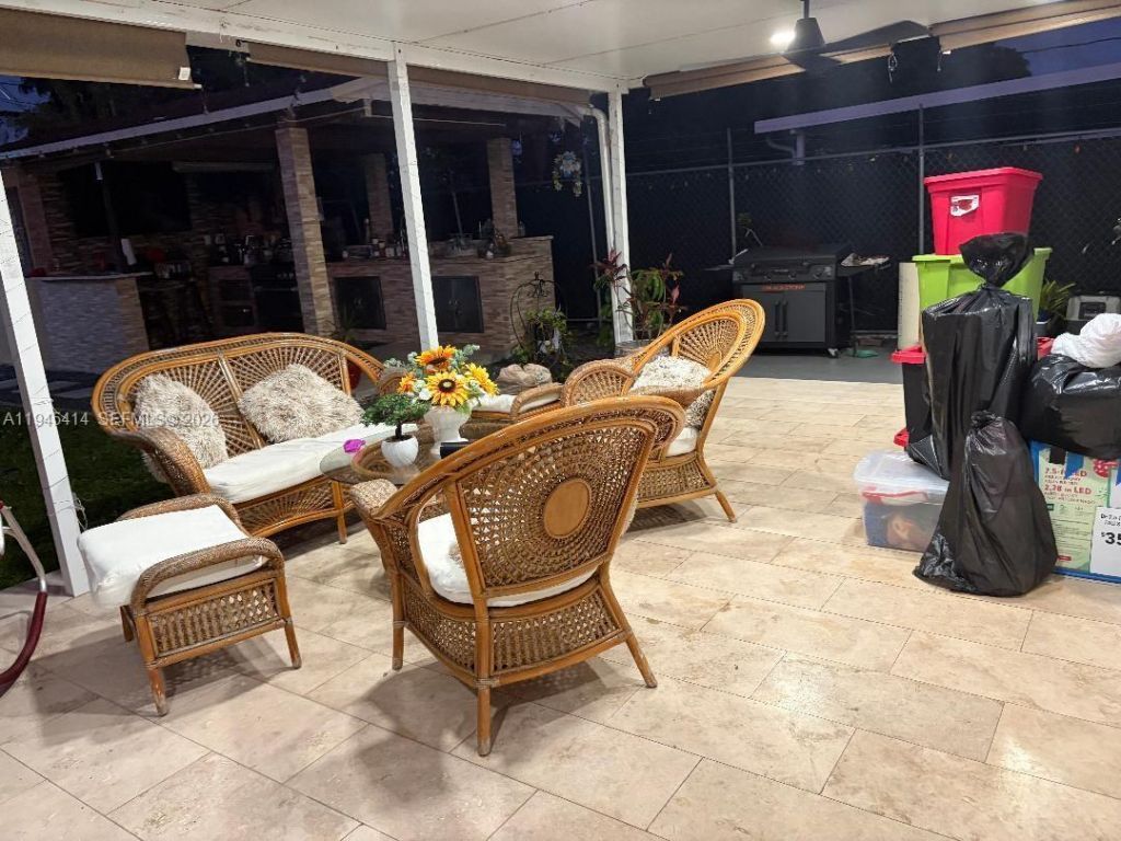 815 E 32nd St , Hialeah, FL 33013 Photo