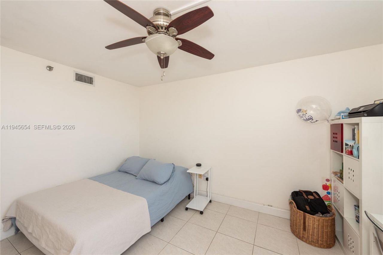2400 SW 3rd Ave, Unit 703, Miami, FL 33129 Photo