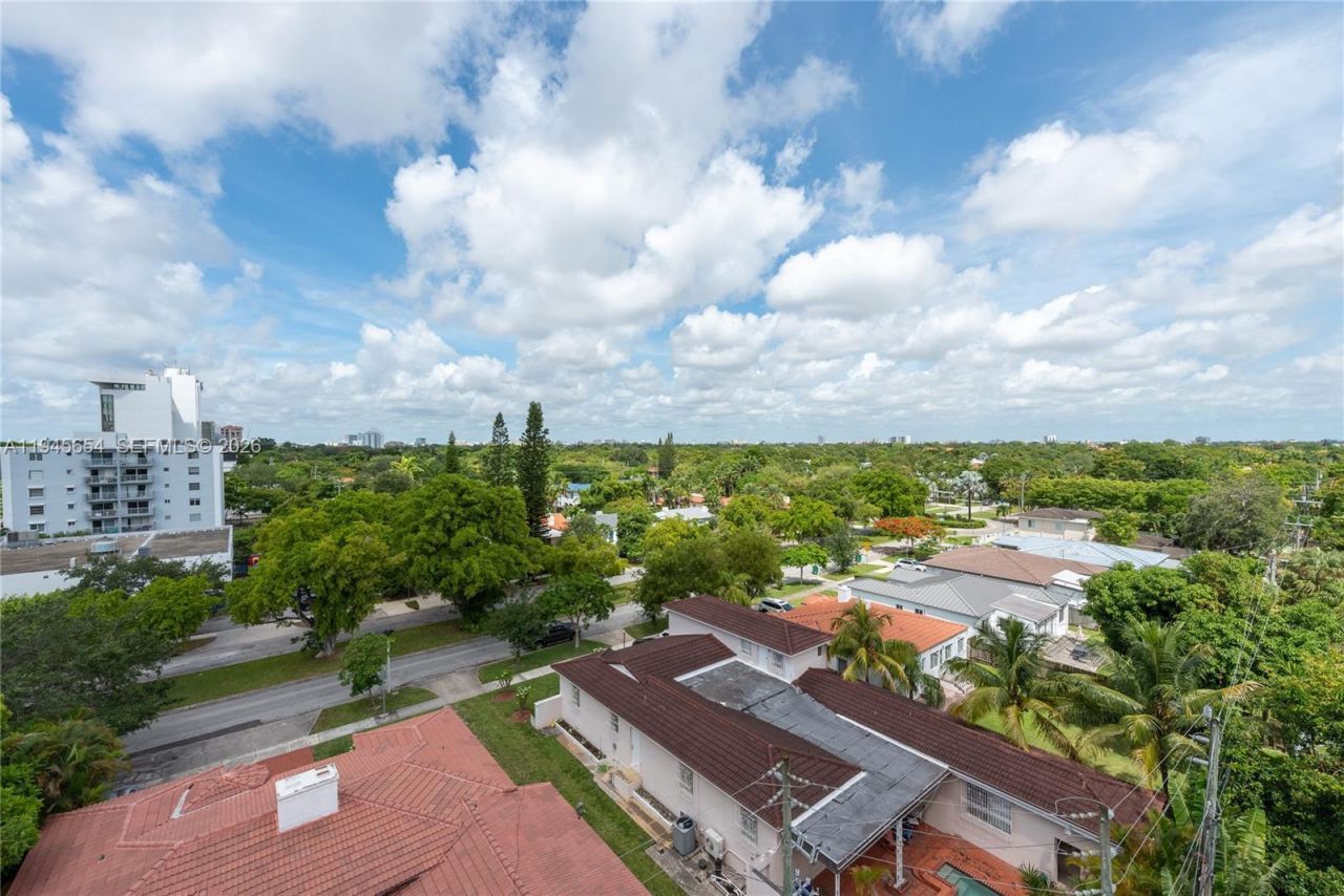 2400 SW 3rd Ave, Unit 703, Miami, FL 33129 Photo