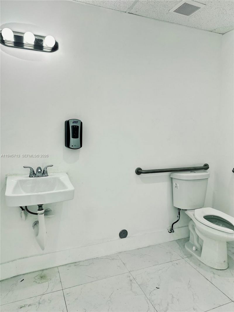 3703 SW 1st St , Miami, FL 33134 Photo