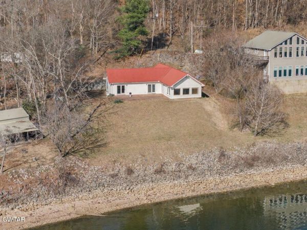 95 Pats Drive, Sugar Tree, TN 38380