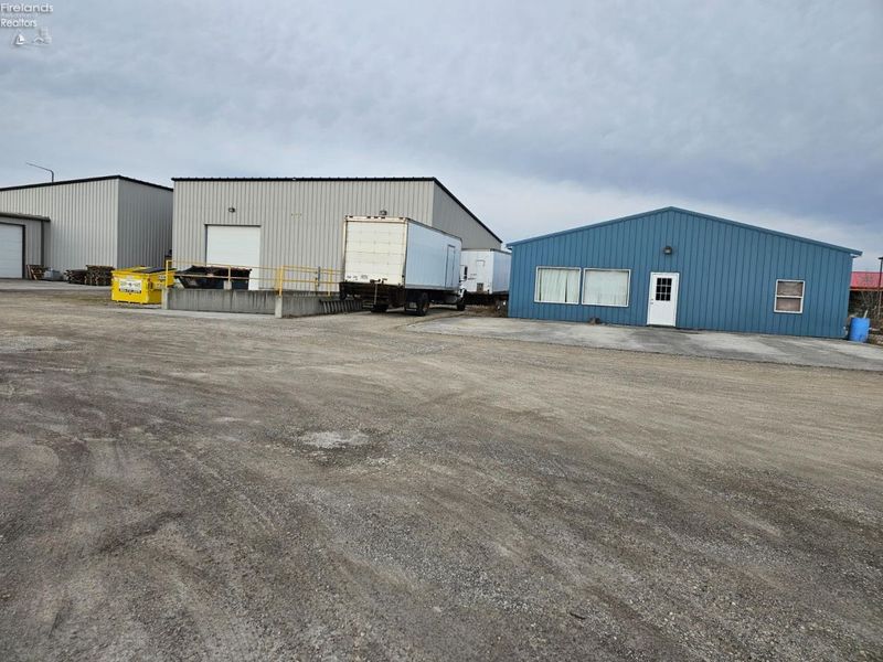 870 N. Woodland Ave., Clyde, OH 43410 Photo 6