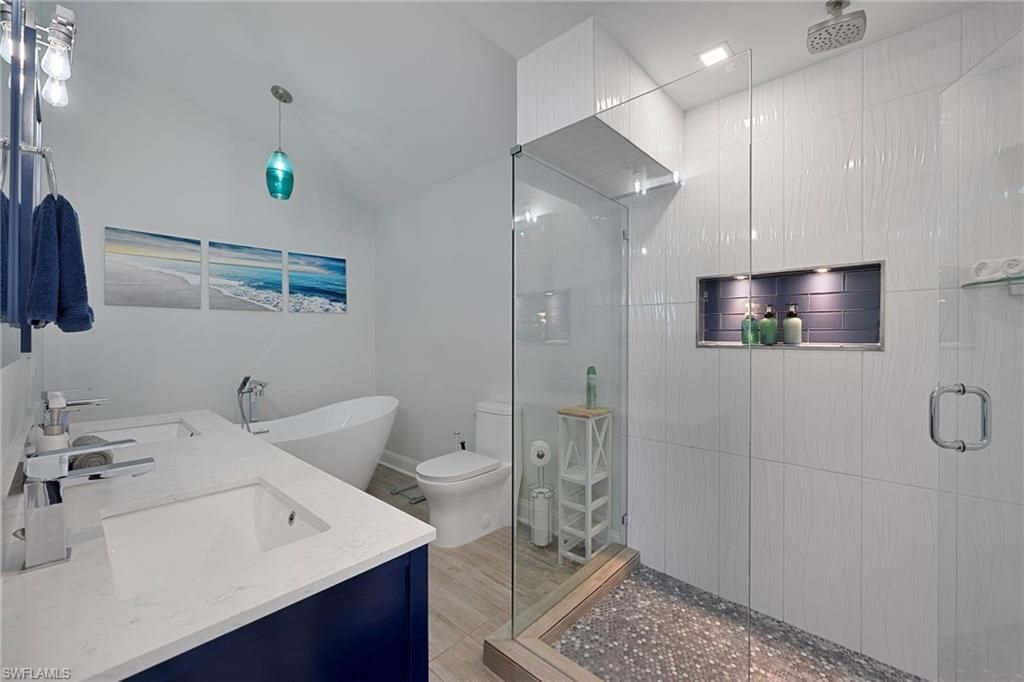 27218 Barefoot Ln, Bonita Springs, FL 34135 Photo