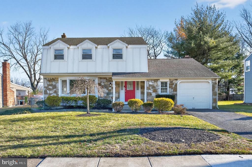 7 Lisa Lane, Cherry Hill, NJ 08003 Main Photo