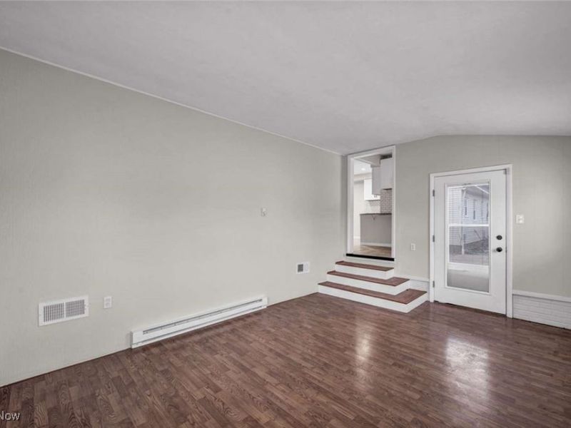 375 Beechwood Drive, Willowick, OH 44095 Photo 10