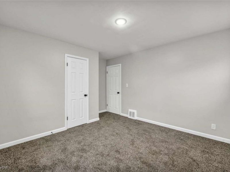 375 Beechwood Drive, Willowick, OH 44095 Photo 17