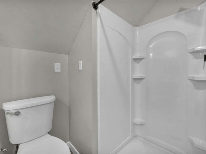 375 Beechwood Drive, Willowick, OH 44095 Photo 21