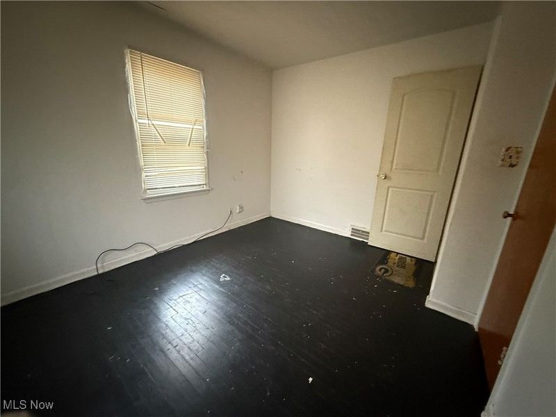 95 E Earle Avenue, Youngstown, OH 44507 Photo 14