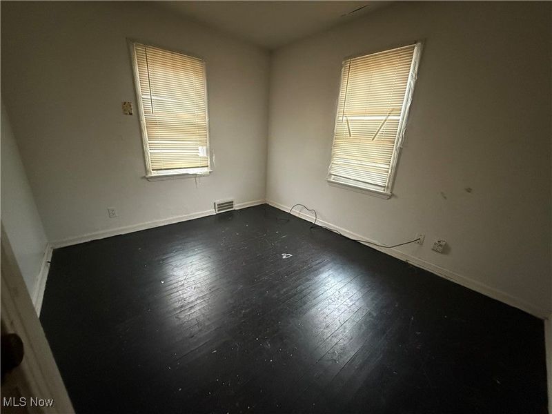 95 E Earle Avenue, Youngstown, OH 44507 Photo 17