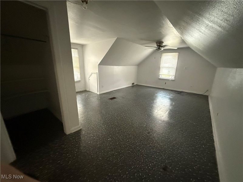 95 E Earle Avenue, Youngstown, OH 44507 Photo 28