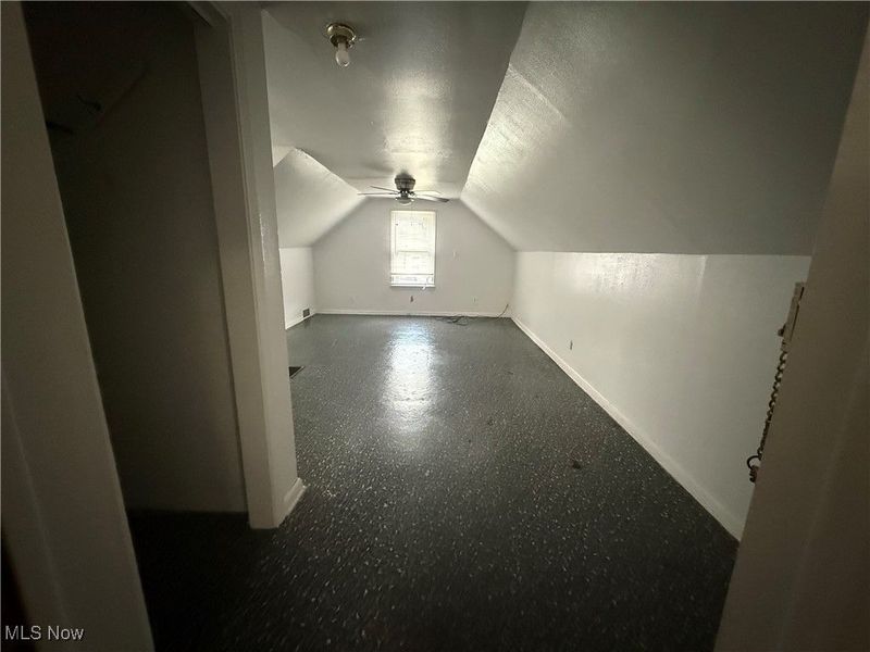 95 E Earle Avenue, Youngstown, OH 44507 Photo 29