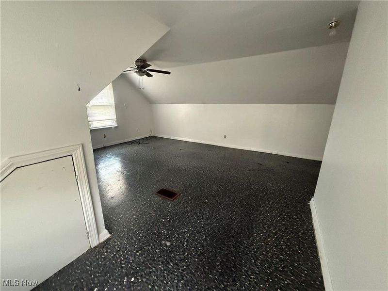 95 E Earle Avenue, Youngstown, OH 44507 Photo 34