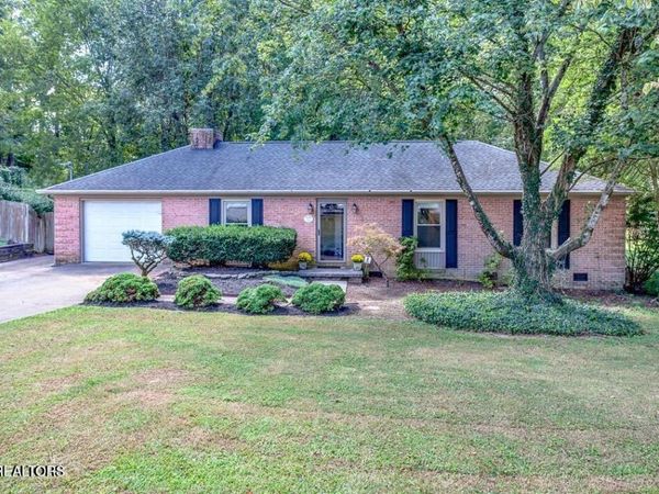 1512 Barcelona Drive, Knoxville, TN 37923