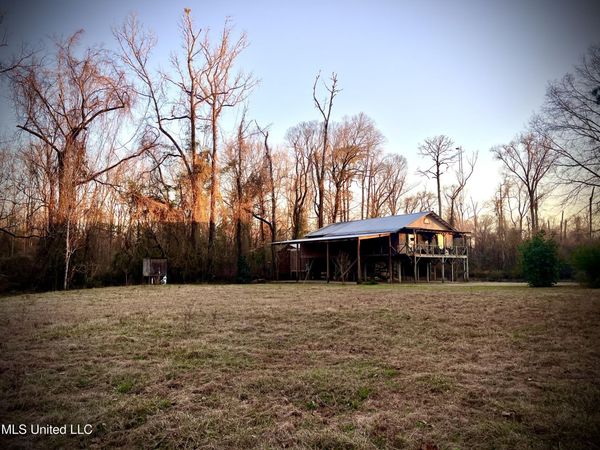 4060 Ms Hwy 24 , Liberty, MS 39645