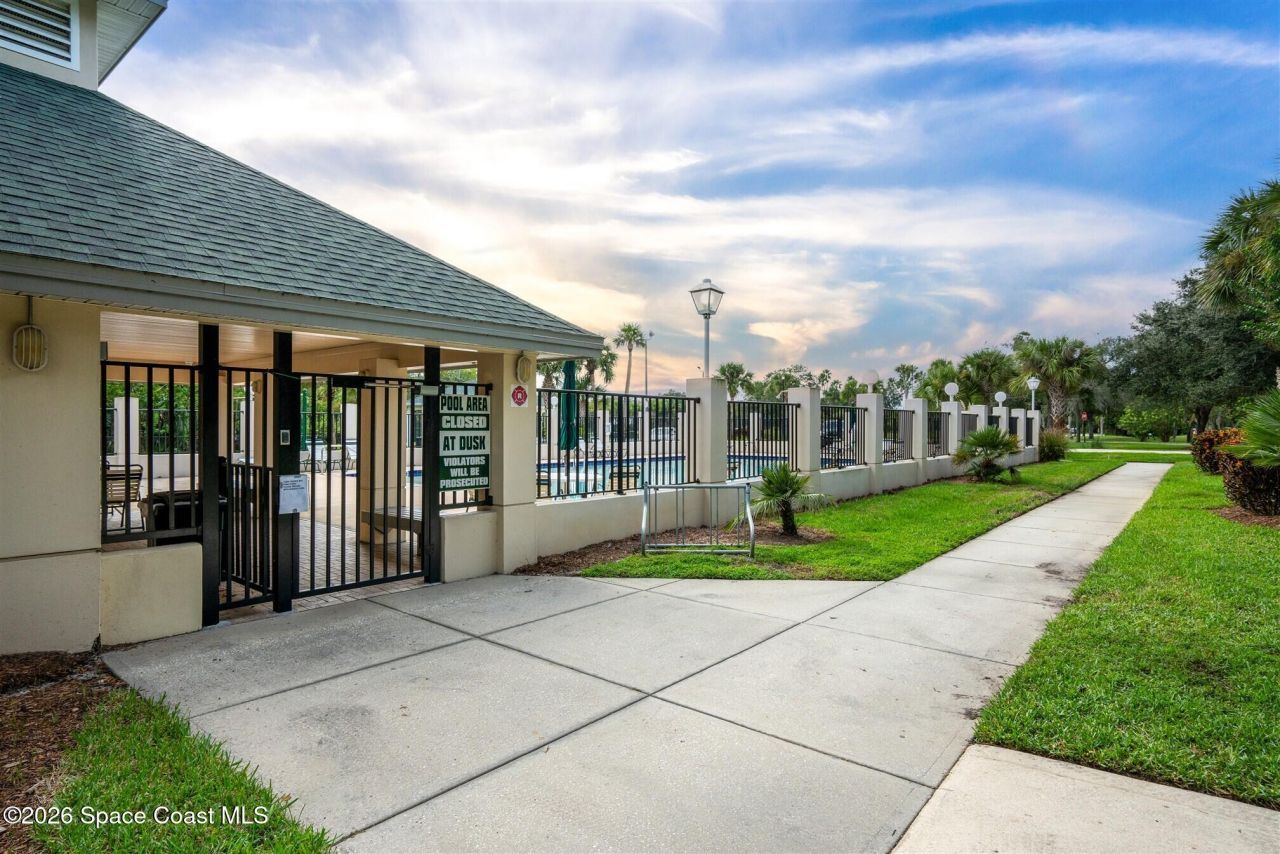 8033 Kingswood Way, Melbourne, FL 32940 Photo
