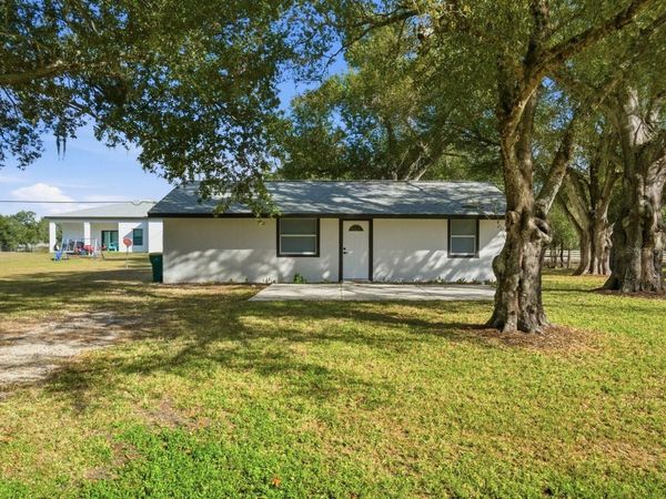 390 HAZEL CIRCLE, PUNTA GORDA, FL 33982