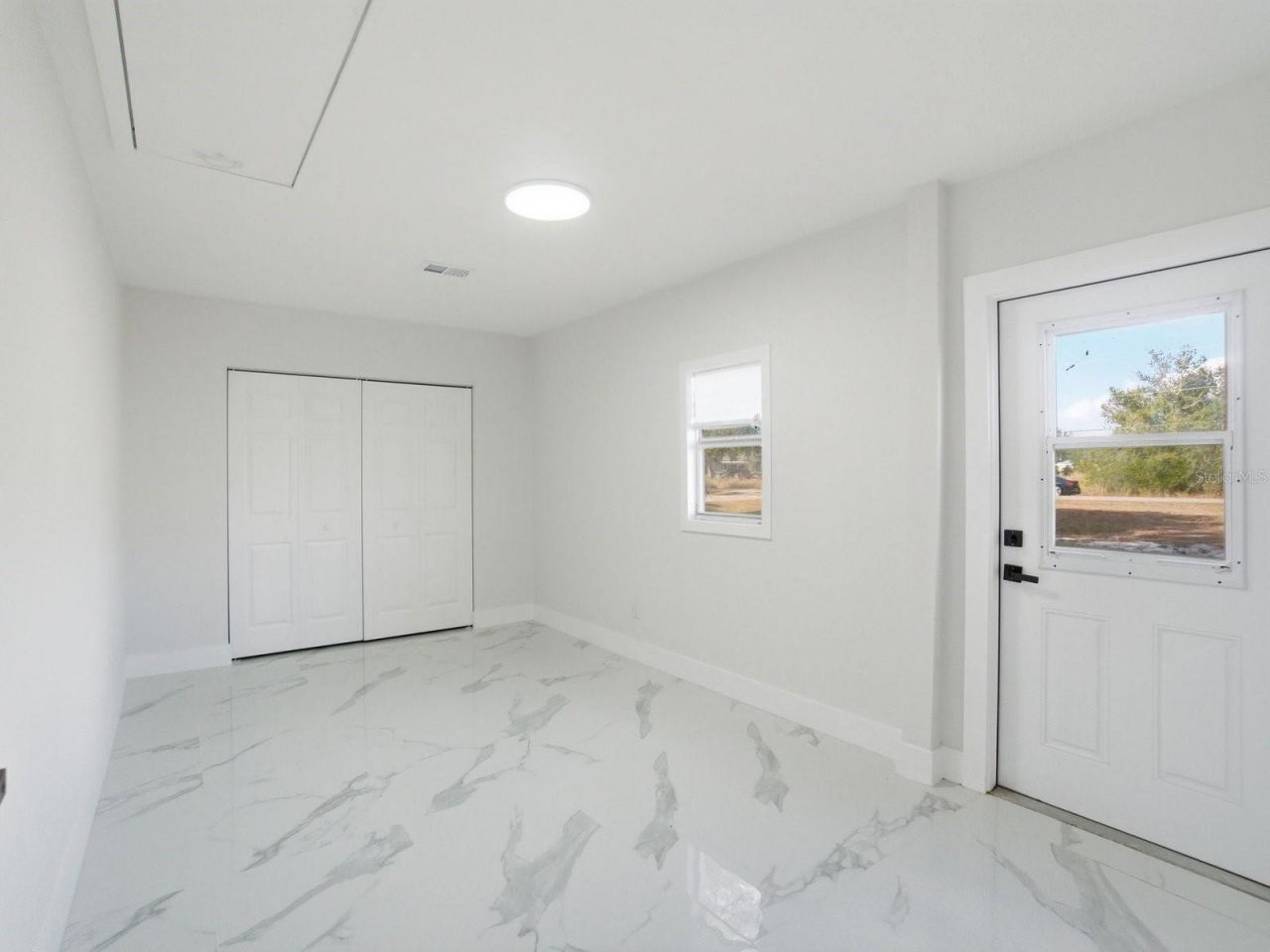 390 Hazel Circle, Punta Gorda, FL 33982 Photo