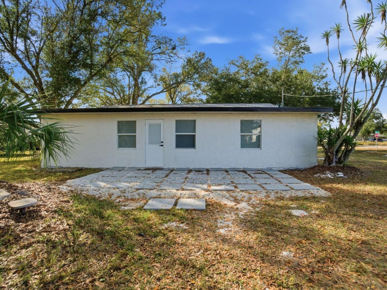 390 Hazel Circle, Punta Gorda, FL 33982 Photo