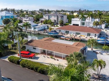 691 TARAWITT DRIVE, LONGBOAT KEY, FL 34228