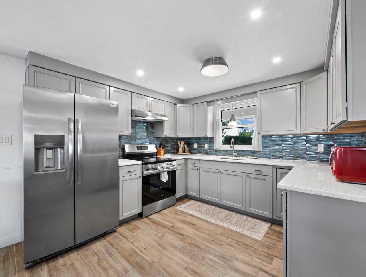 691 Tarawitt Drive, Longboat Key, FL 34228 Photo