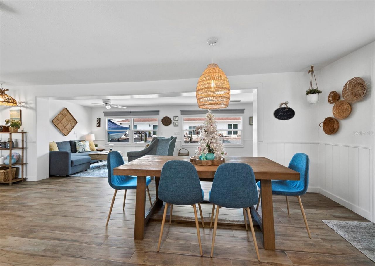 691 Tarawitt Drive, Longboat Key, FL 34228 Photo