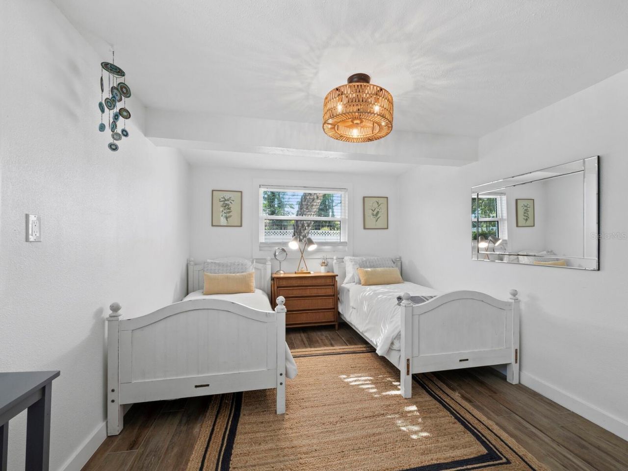 691 Tarawitt Drive, Longboat Key, FL 34228 Photo