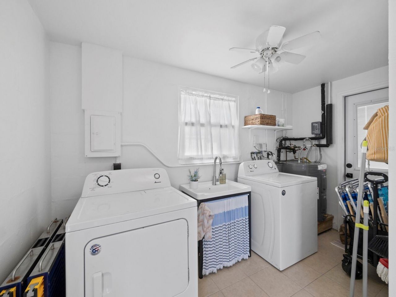 691 Tarawitt Drive, Longboat Key, FL 34228 Photo