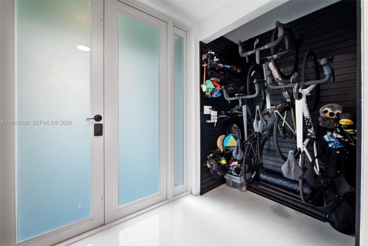 2180 SW 20th St, Miami, FL 33145 Photo