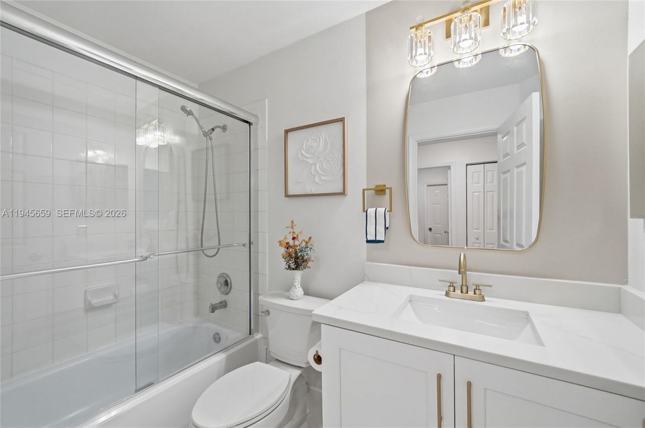 20494 SW 5th St, Pembroke Pines, FL 33029 Photo