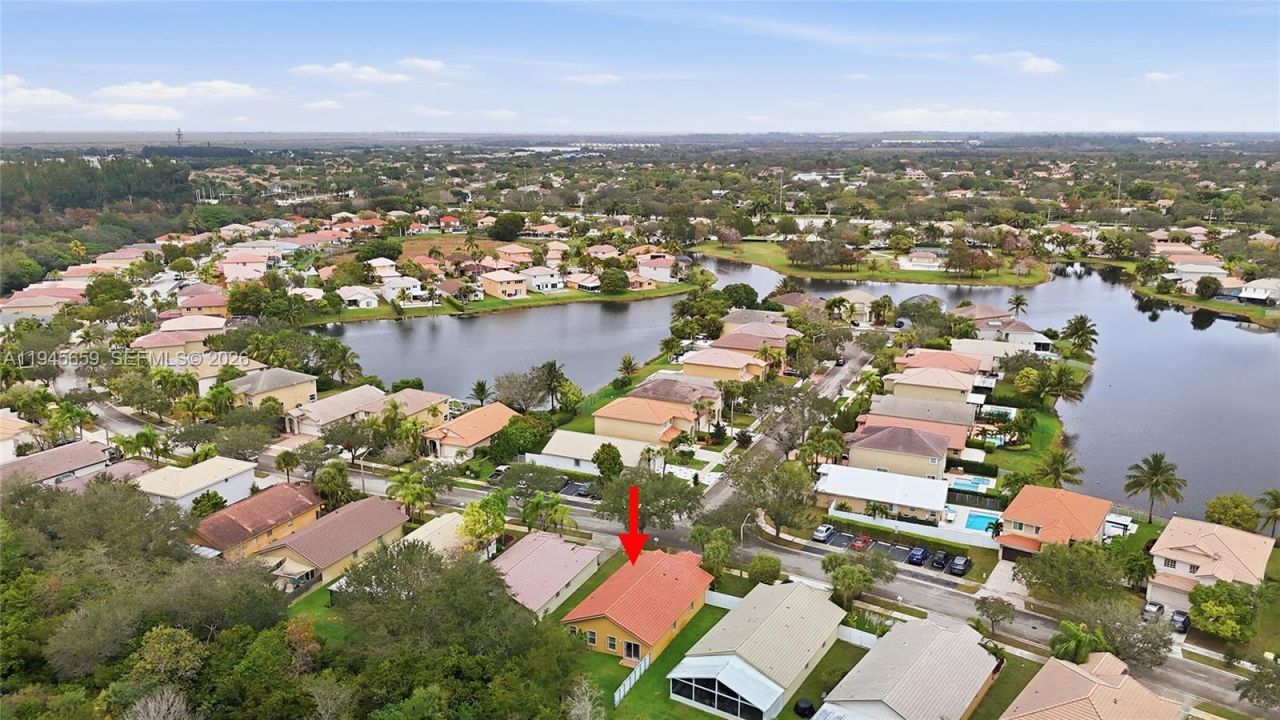 20494 SW 5th St, Pembroke Pines, FL 33029 Photo