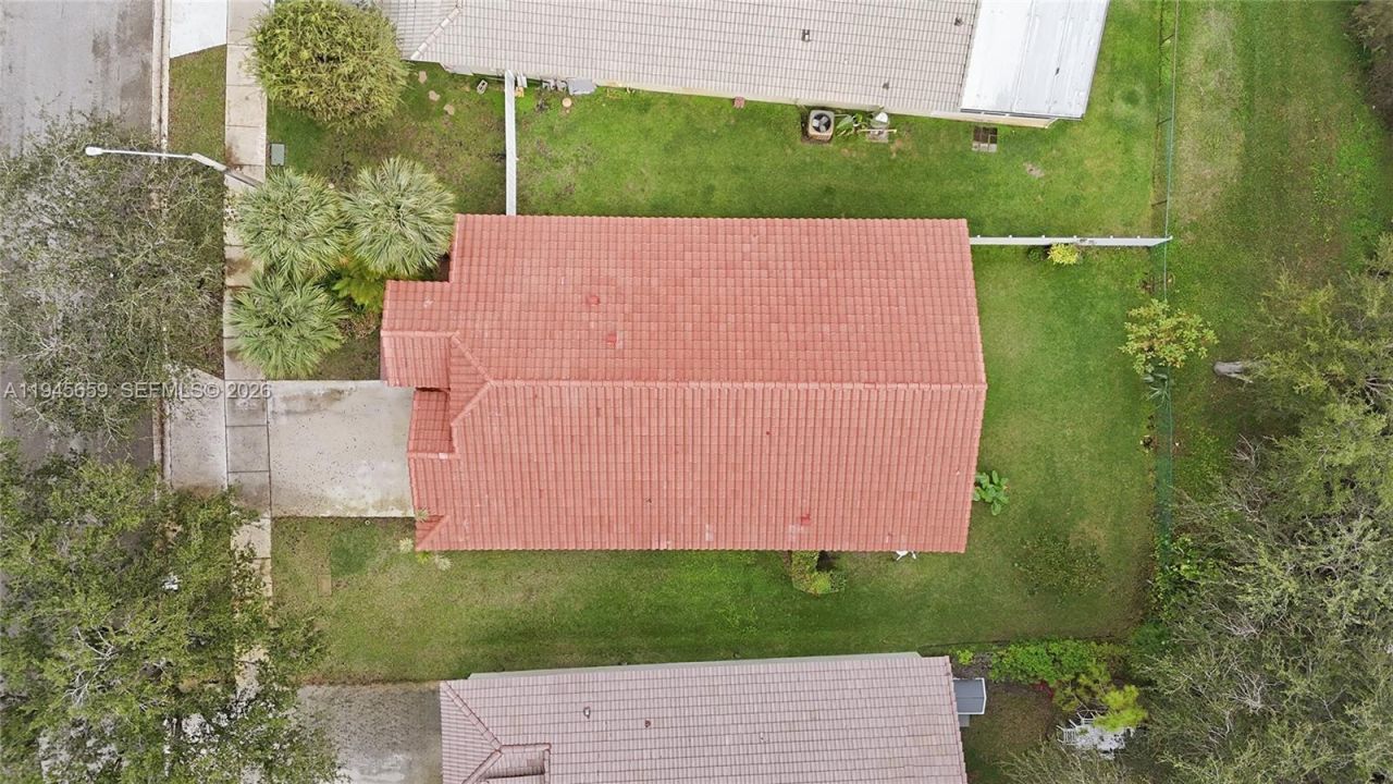 20494 SW 5th St, Pembroke Pines, FL 33029 Photo