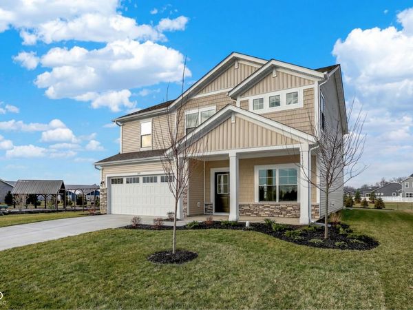180 Megan Way, Cumberland, IN 46229