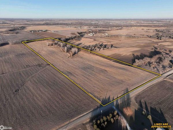 31999 210th street, Granger, IA 50109