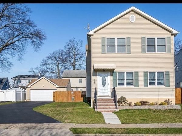33 W Park Ave, Woodbridge, NJ 07001