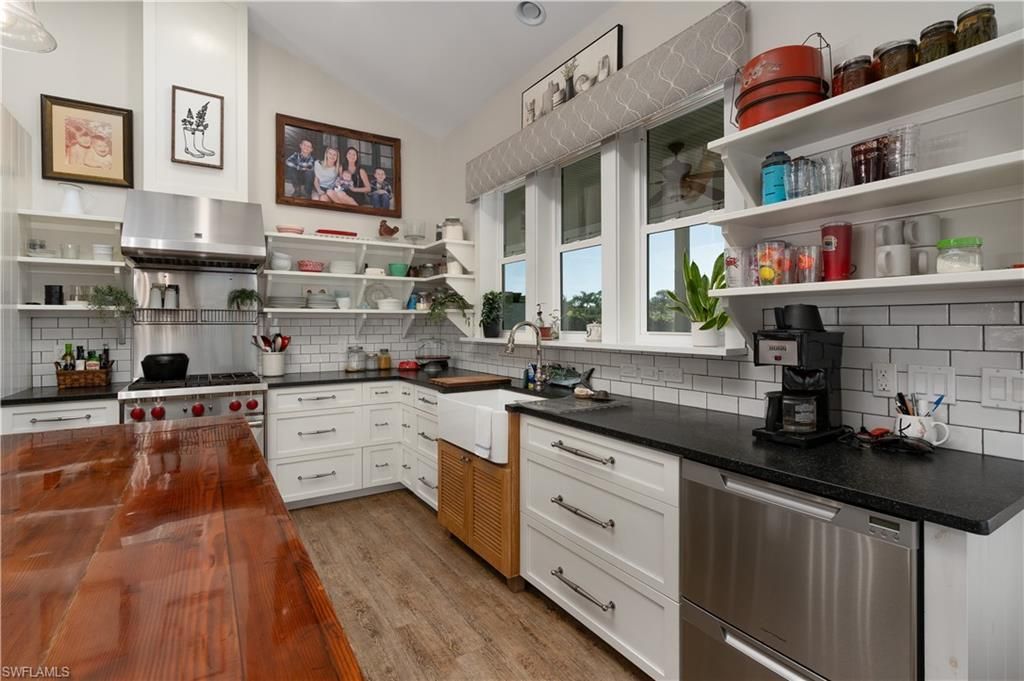 4093 Sunshine Blvd, Saint James City, FL 33956 Photo