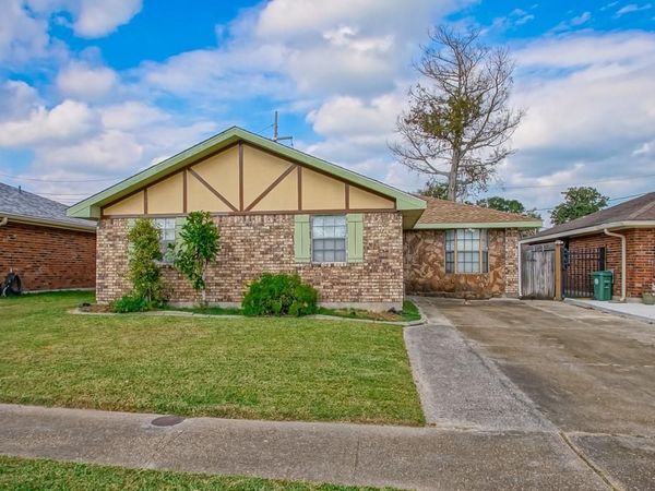 98 HOUSTON Place, Kenner, LA 70065