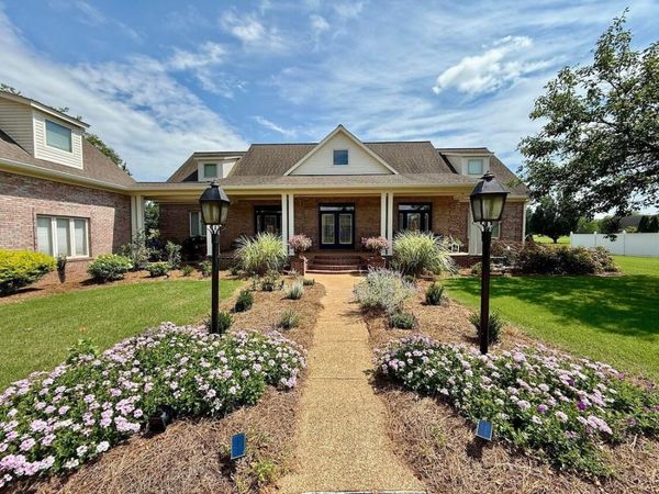 60054 Birchwood Ln, Amory, MS 38821