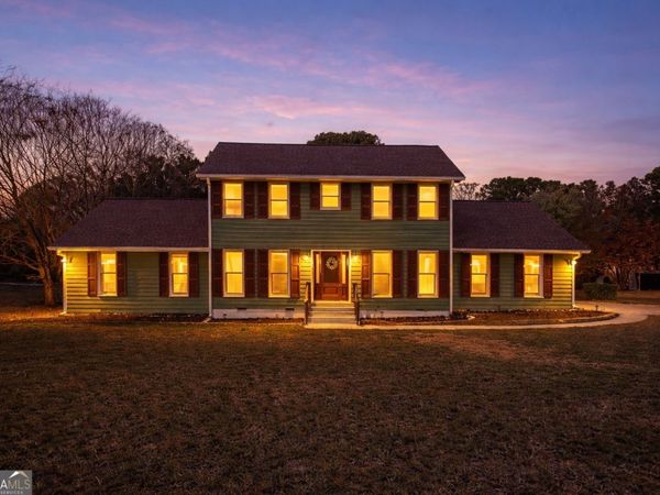 862 Cartwright Pass, Fayetteville, GA 30214