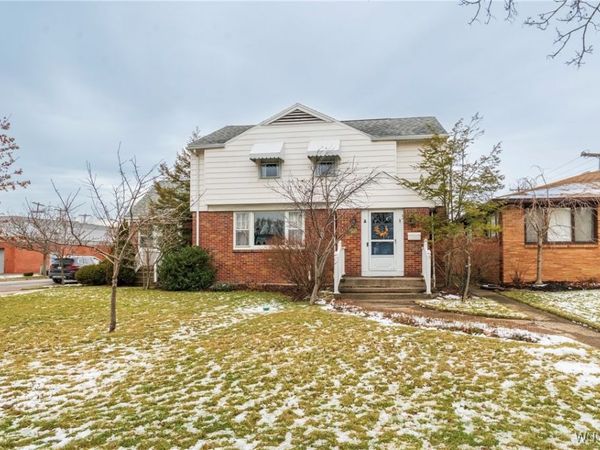 680 Colvin Boulevard, Buffalo, NY 14217
