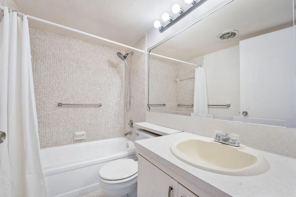 1071 Guildford D, Boca Raton, FL 33434 Photo