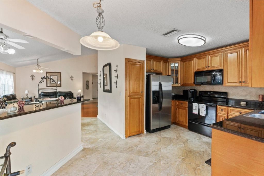 9815 NW 5th Place, Plantation, FL 33324 Photo