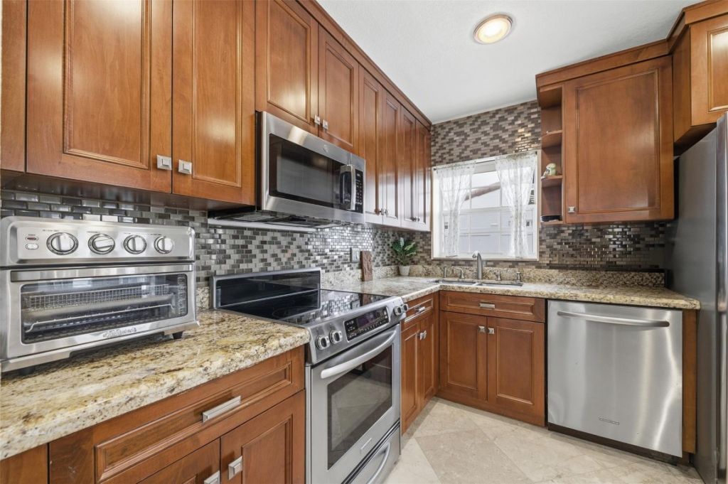 1009 Mango Isle, Fort Lauderdale, FL 33315 Photo