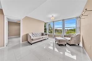 1520 Whitehall Drive, Unit 405, Davie, FL 33324 Photo