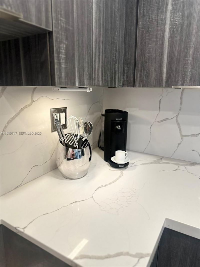 1740 NW N River Dr , Unit 626, Miami, FL 33125 Photo