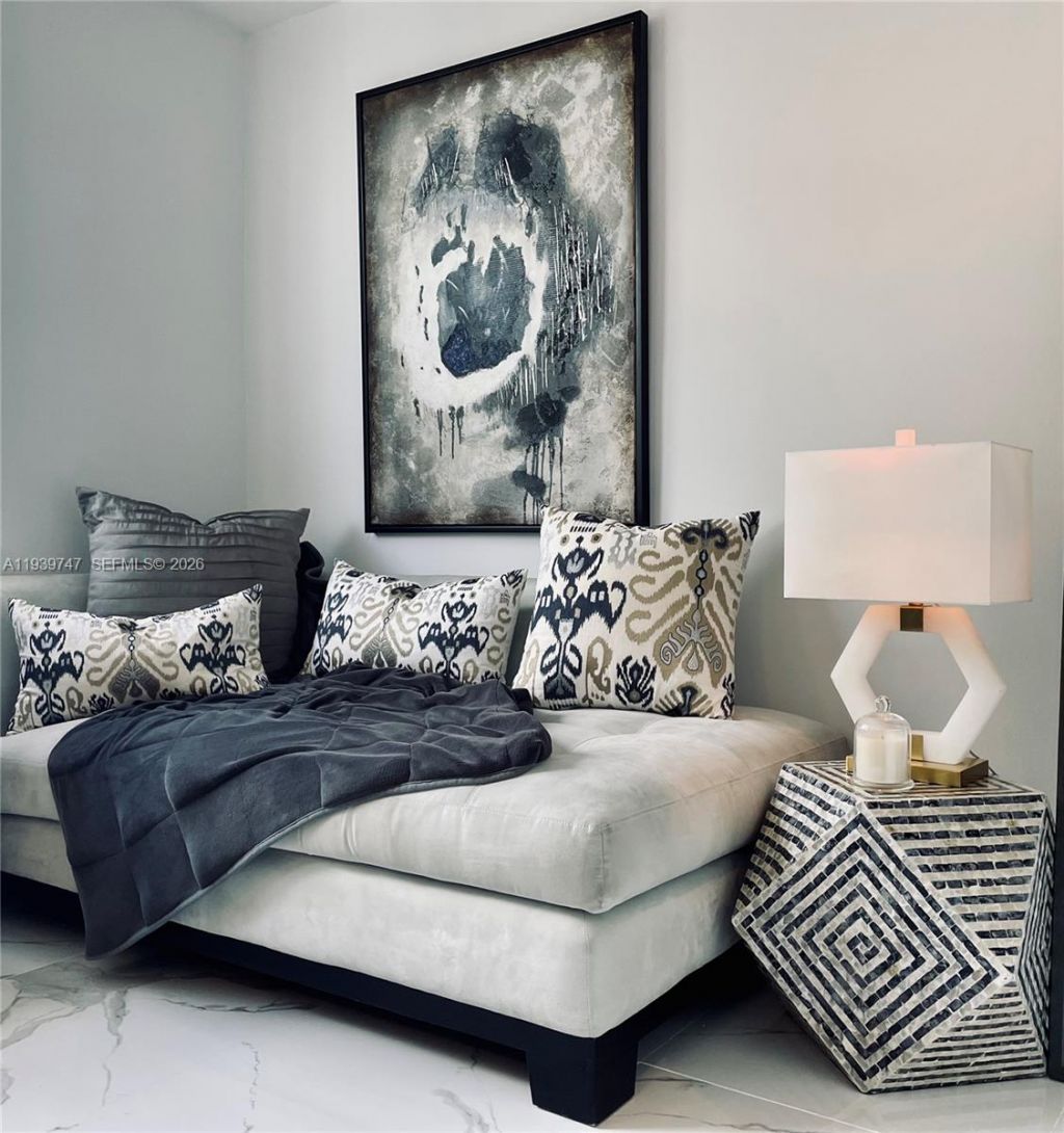 1740 NW N River Dr , Unit 626, Miami, FL 33125 Photo