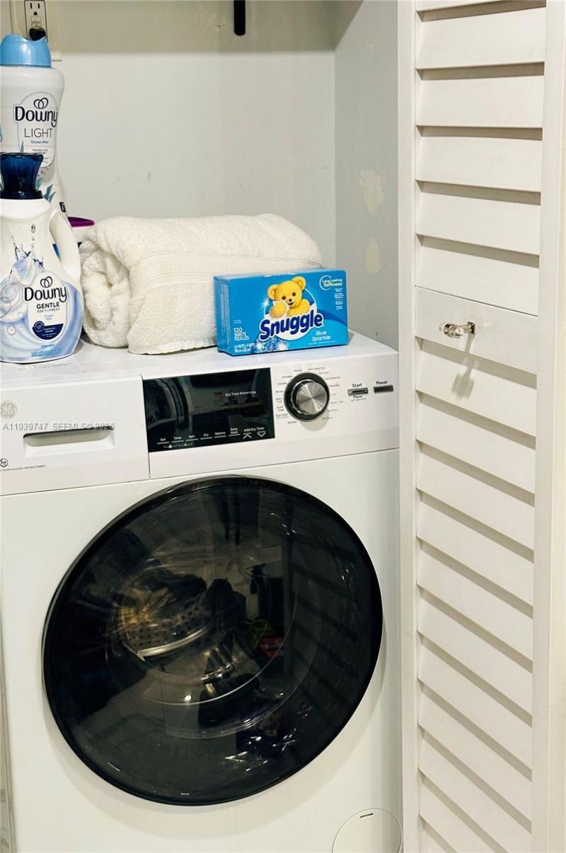 1740 NW N River Dr , Unit 626, Miami, FL 33125 Photo