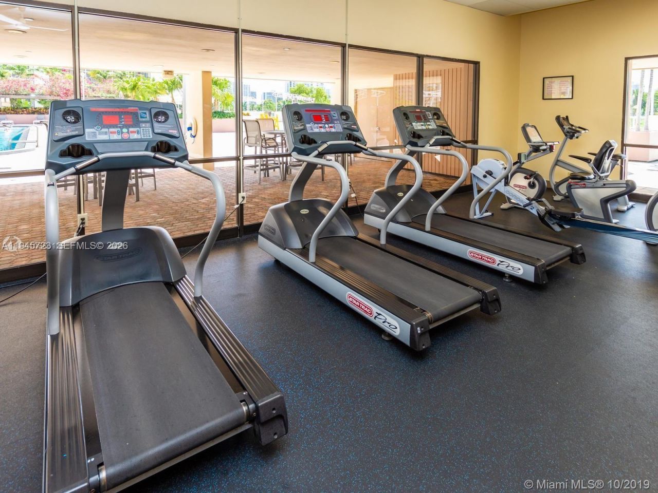 20379 W Country Club Dr , Unit 1737, Aventura, FL 33180 Photo